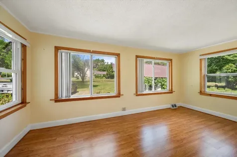85 Stillwater Avenue Orono ME 04473
