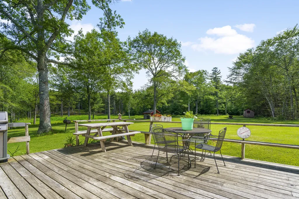 417 Lower Round Pond Road Bristol ME 04539
