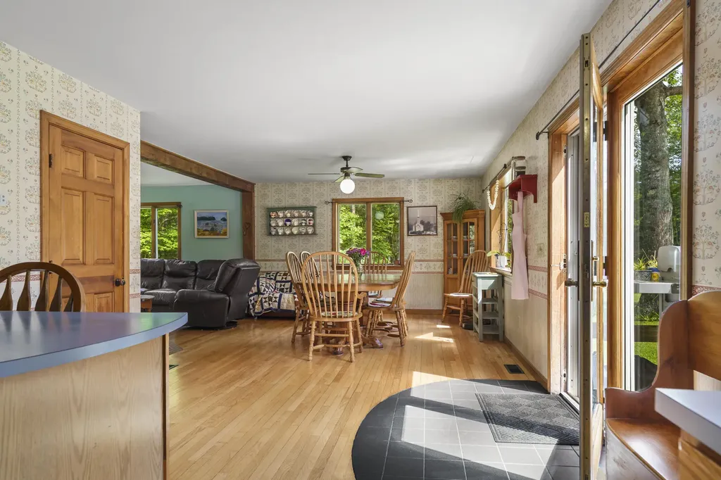 417 Lower Round Pond Road Bristol ME 04539
