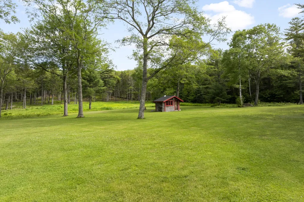 417 Lower Round Pond Road Bristol ME 04539