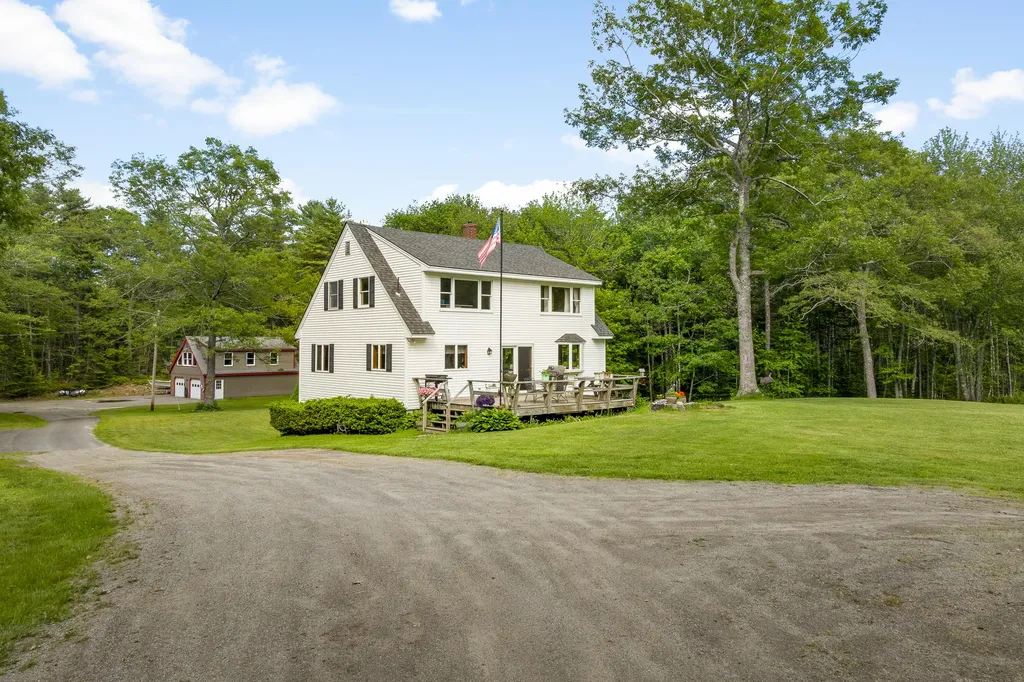 417 Lower Round Pond Road Bristol ME 04539