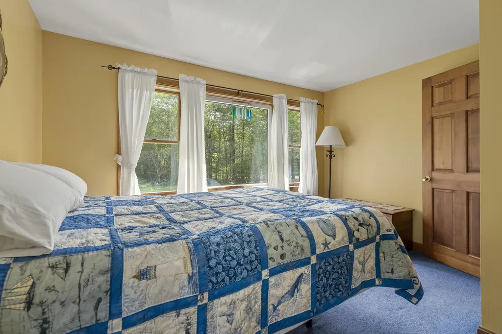 417 Lower Round Pond Road Bristol ME 04539