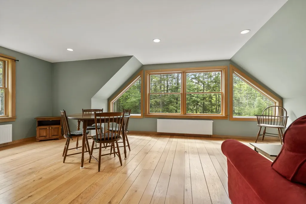 417 Lower Round Pond Road Bristol ME 04539