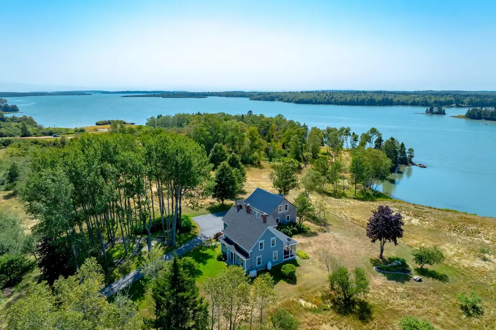 1491 Indian River Road Jonesport ME 04649