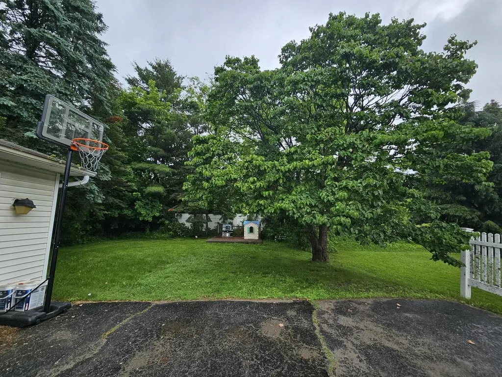 8 Pleasant Street Fairfield ME 04937