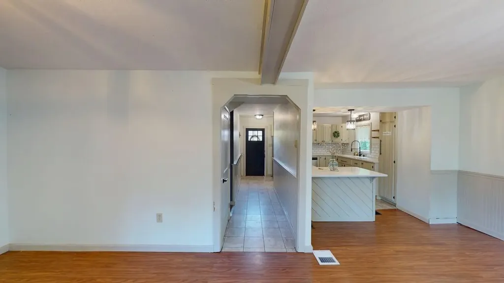 3297 Lee Road Lee ME 04455