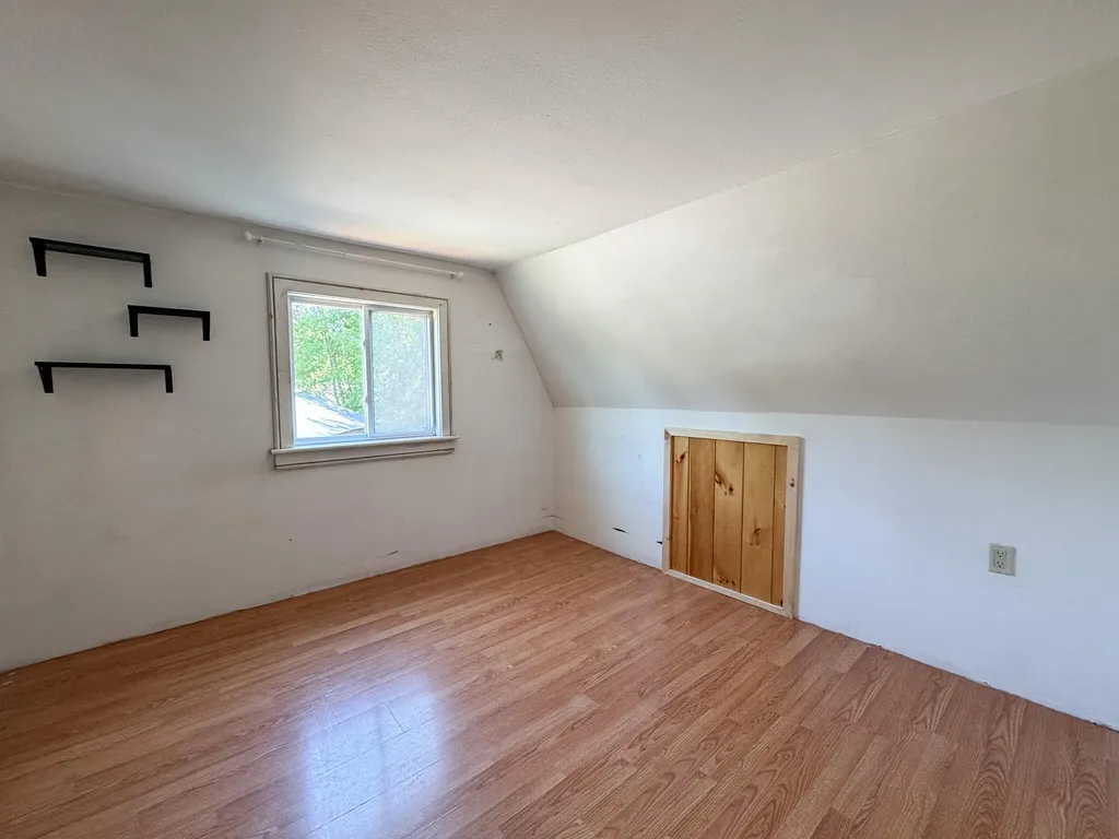 3297 Lee Road Lee ME 04455