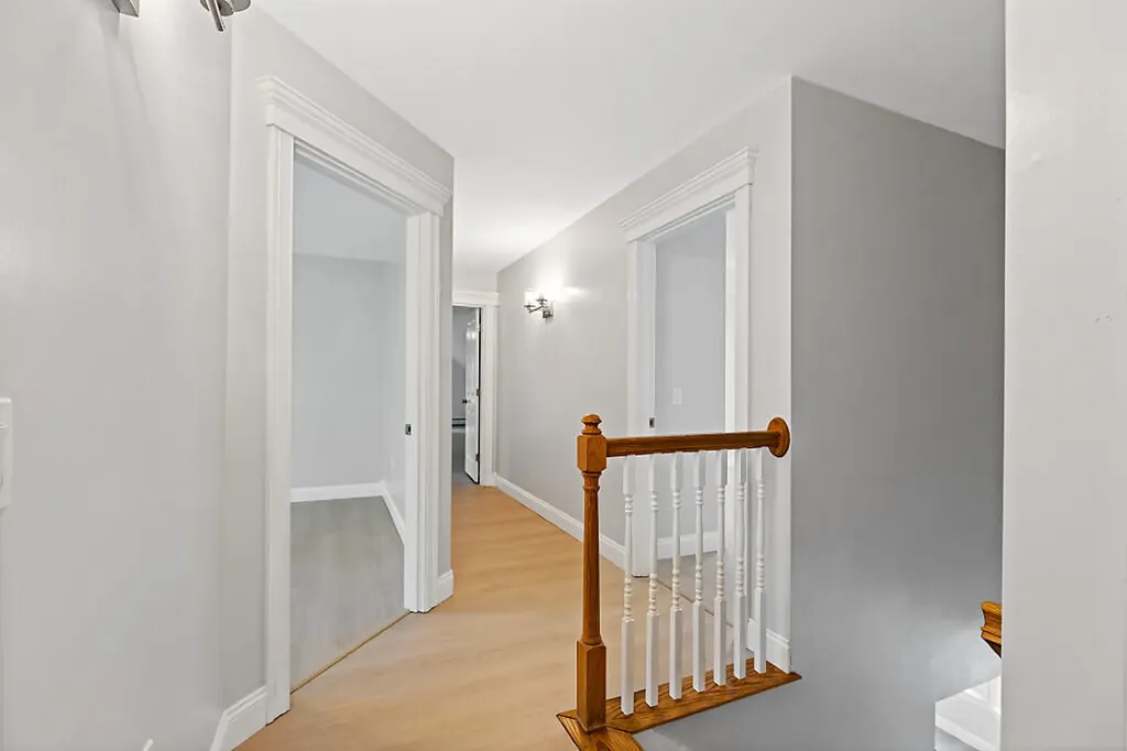 25 Lake Grove Lane Auburn ME 04210