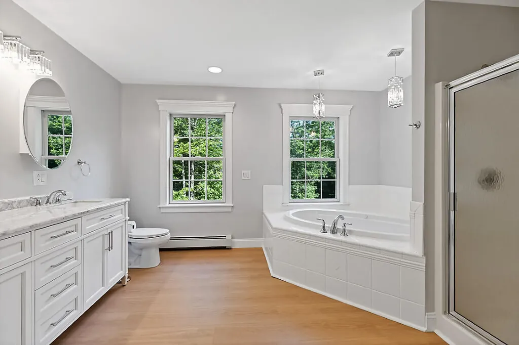 25 Lake Grove Lane Auburn ME 04210