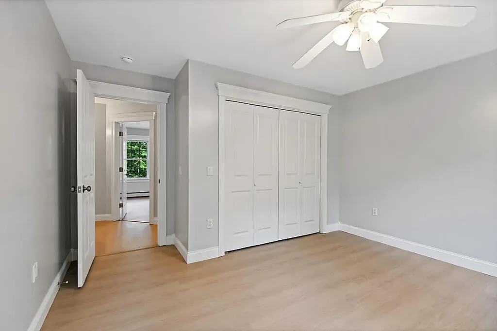 25 Lake Grove Lane Auburn ME 04210