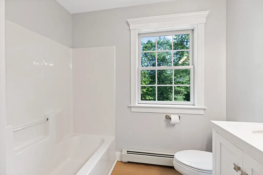 25 Lake Grove Lane Auburn ME 04210