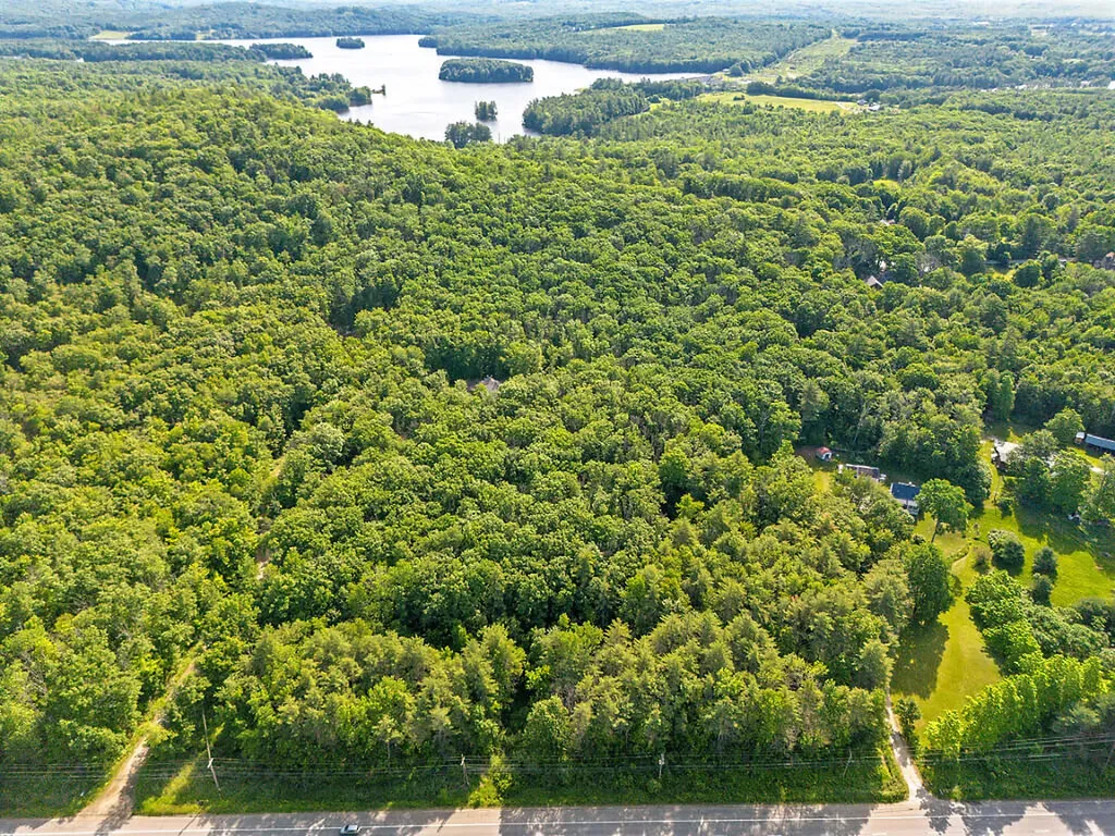 25 Lake Grove Lane Auburn ME 04210