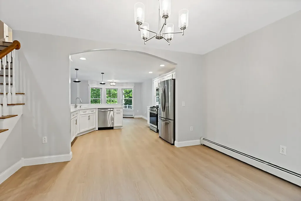 25 Lake Grove Lane Auburn ME 04210