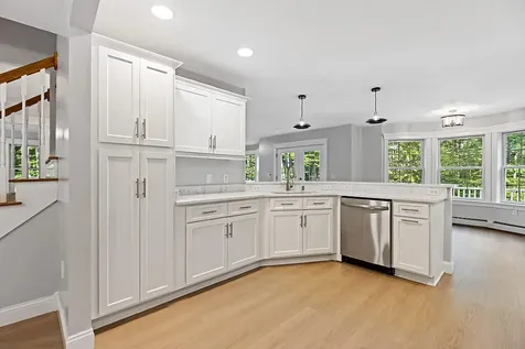 25 Lake Grove Lane Auburn ME 04210