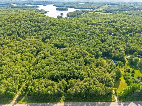 25 Lake Grove Lane Auburn ME 04210