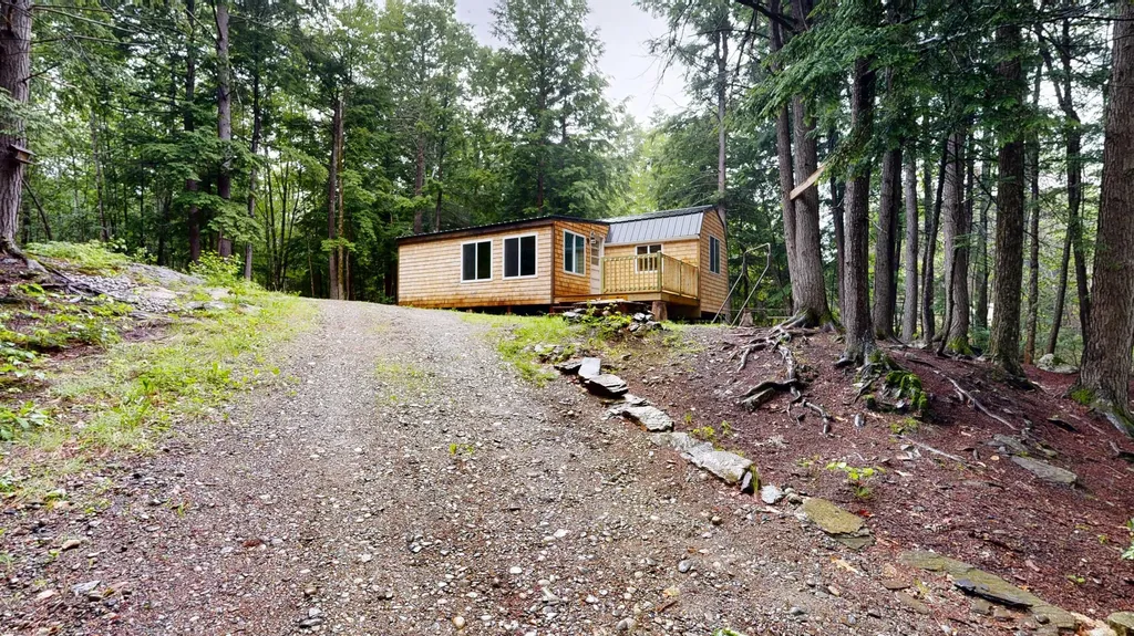 29 N Lakeview Drive Litchfield ME 04350