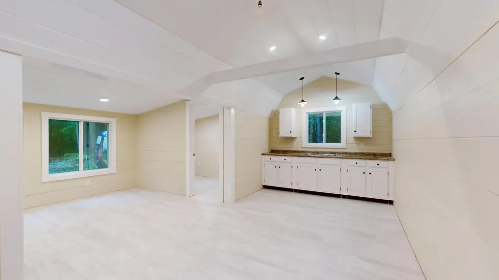 29 N Lakeview Drive Litchfield ME 04350