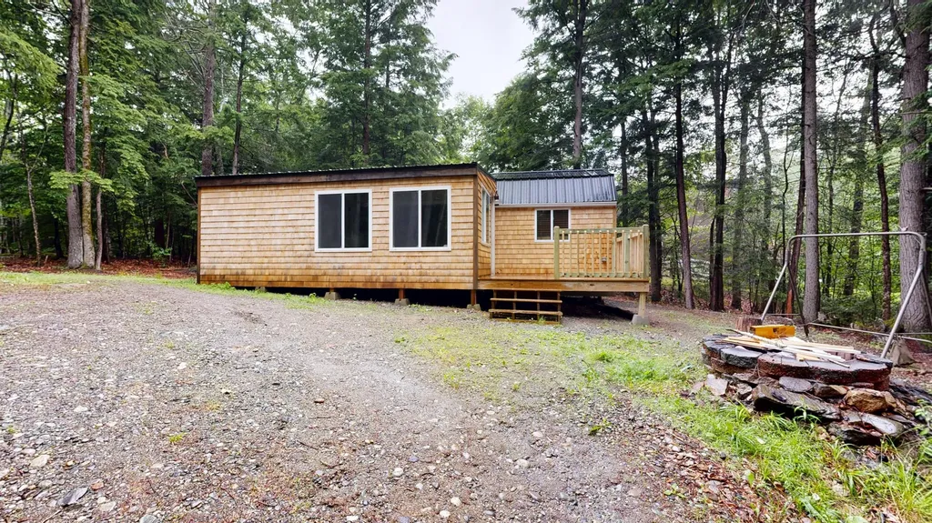 29 N Lakeview Drive Litchfield ME 04350