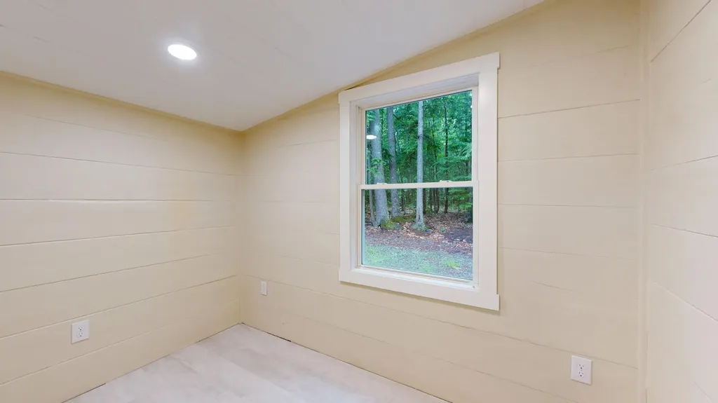 29 N Lakeview Drive Litchfield ME 04350