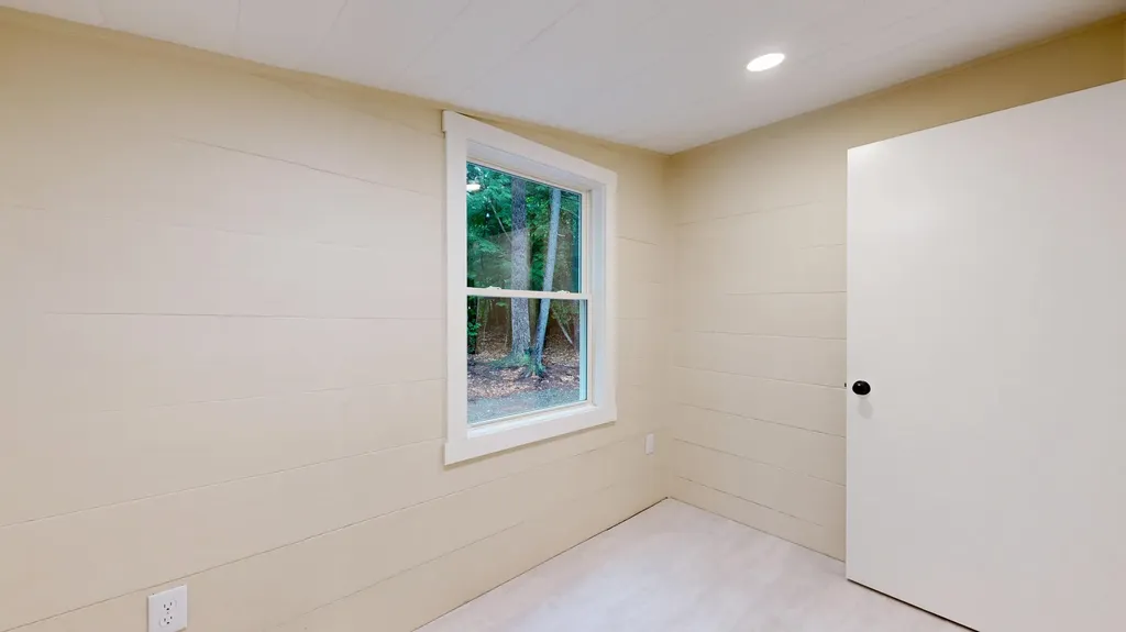 29 N Lakeview Drive Litchfield ME 04350