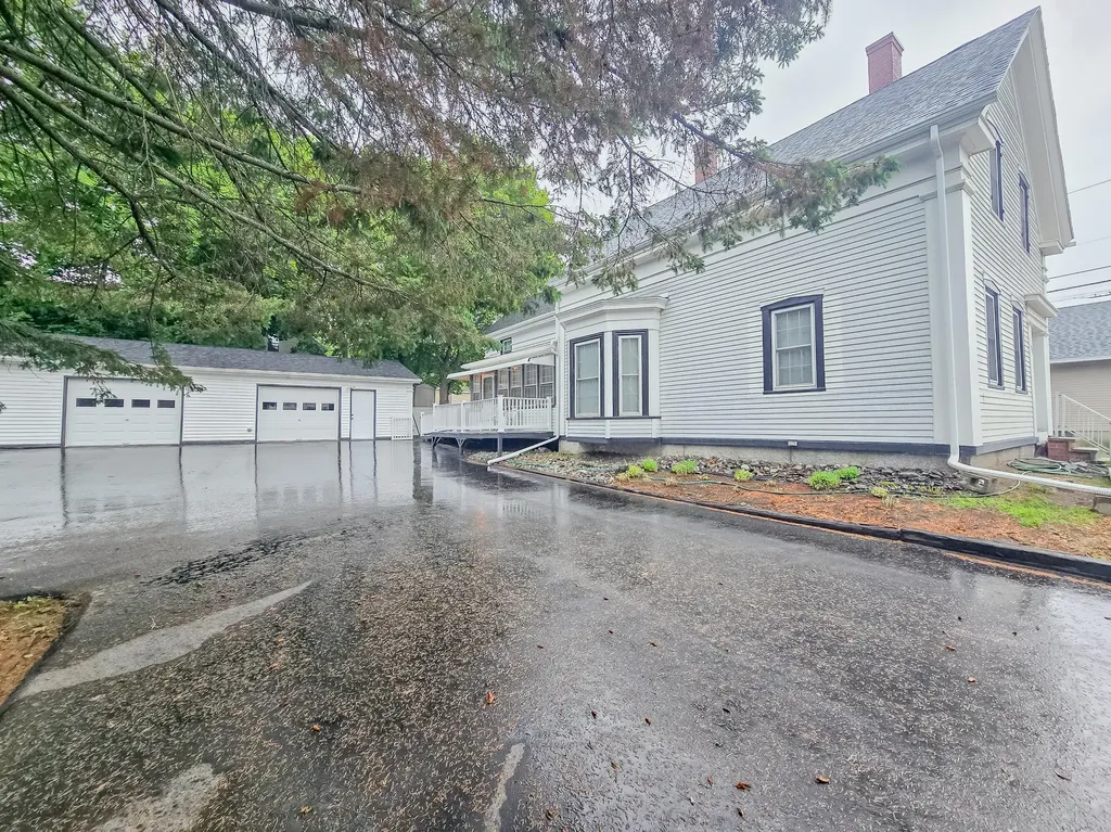 473 S Main Street Brewer ME 04412