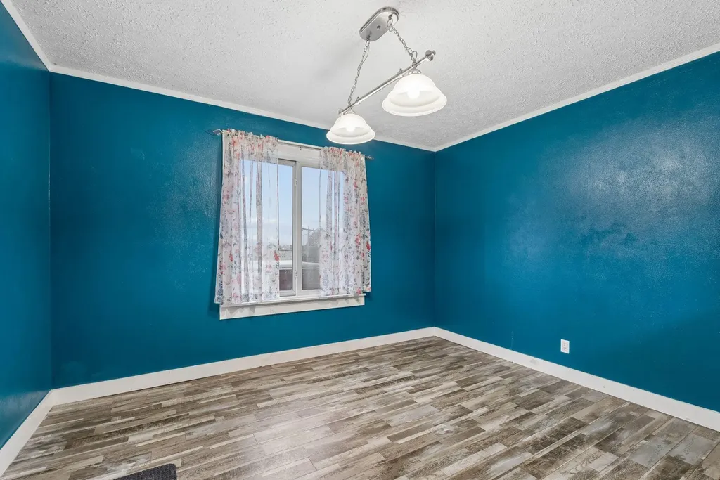 127 Broad Street Auburn ME 04210