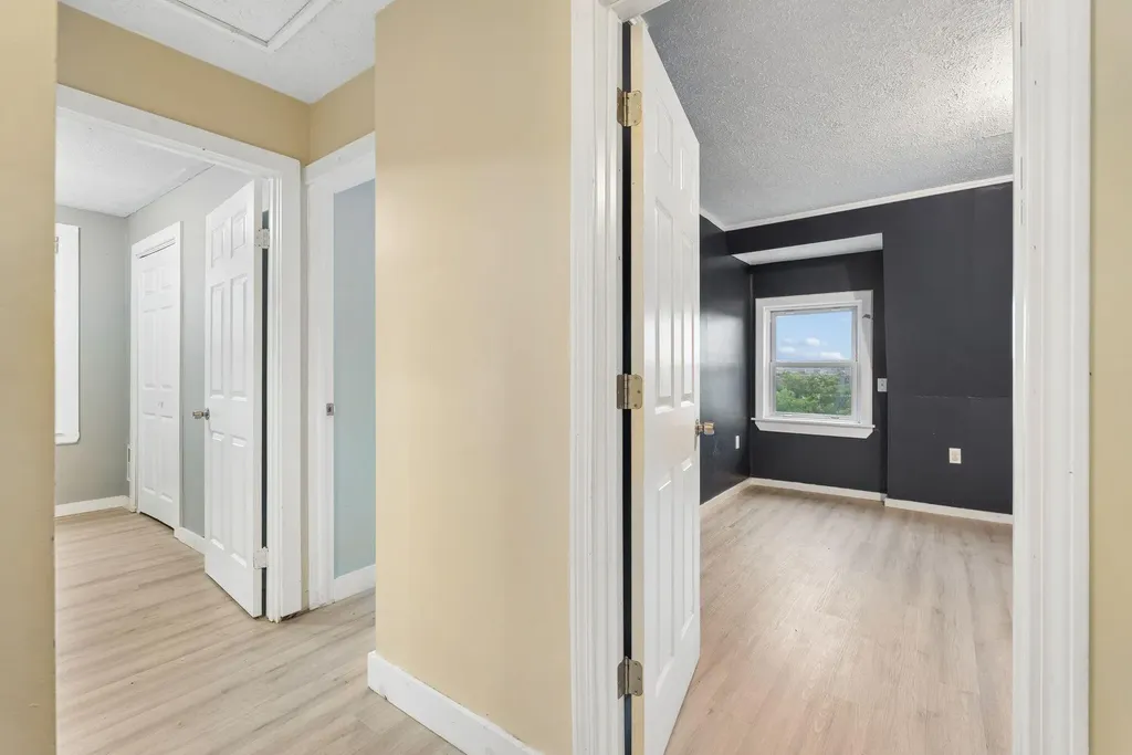 127 Broad Street Auburn ME 04210