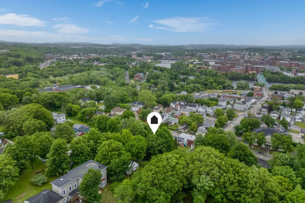 127 Broad Street Auburn ME 04210