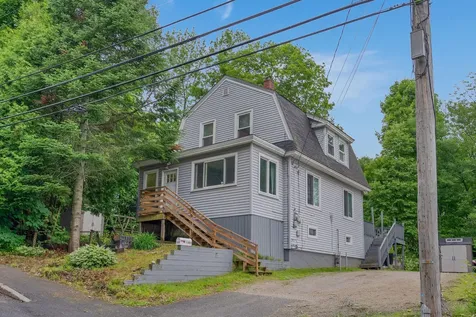 127 Broad Street Auburn ME 04210