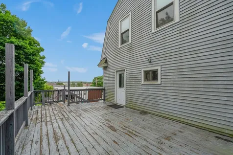 127 Broad Street Auburn ME 04210