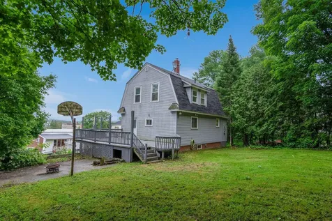 127 Broad Street Auburn ME 04210