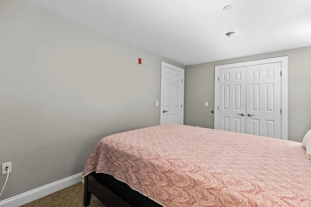 1 E Grand Avenue Old Orchard Beach ME 04064