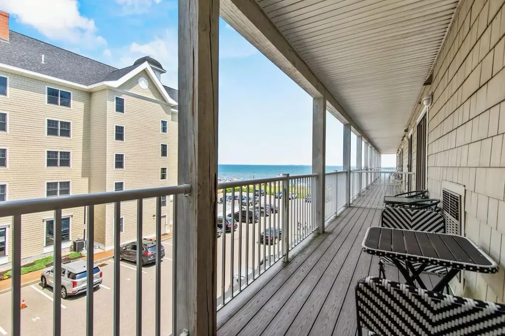 1 E Grand Avenue Old Orchard Beach ME 04064