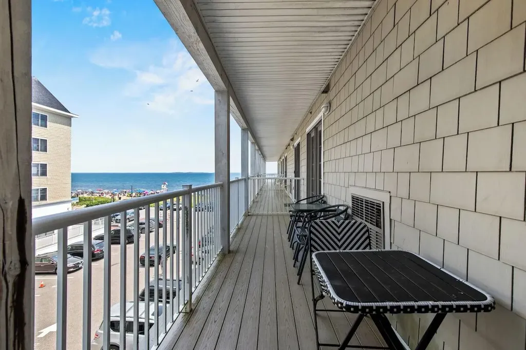 1 E Grand Avenue Old Orchard Beach ME 04064