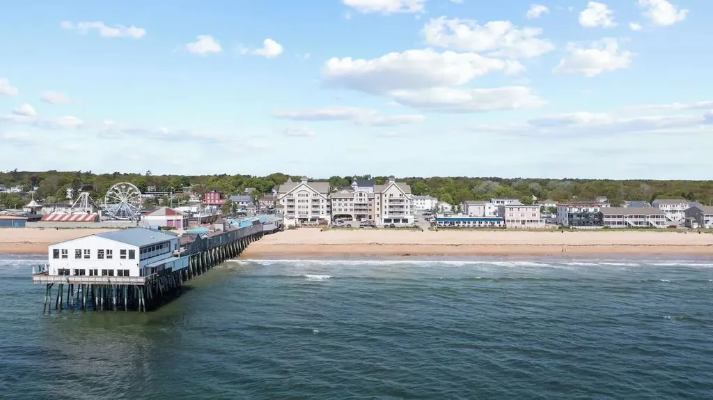 1 E Grand Avenue Old Orchard Beach ME 04064