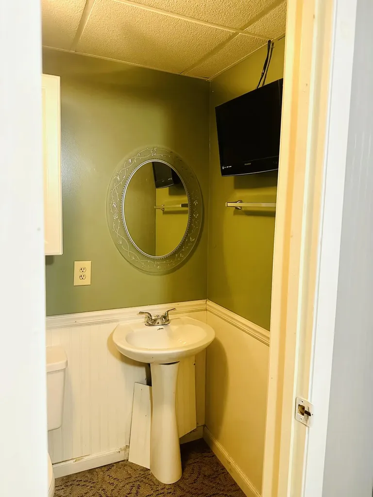 3476 W Chapman Road Chapman ME 04757