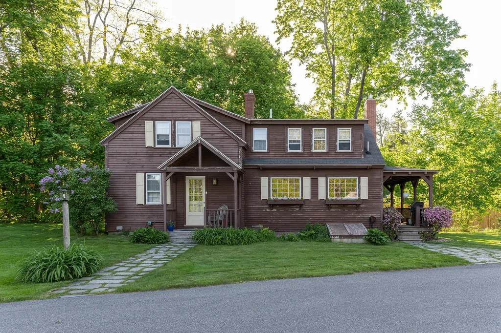63 North Street Kennebunkport ME 04046