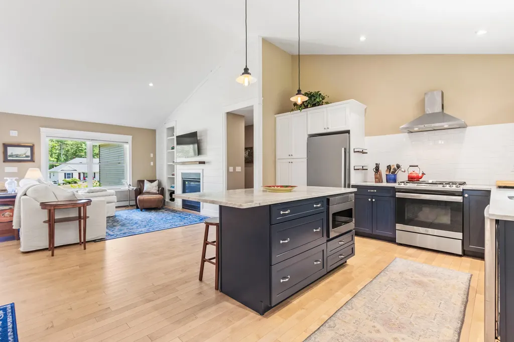 21 Dolphin Avenue Old Orchard Beach ME 04064