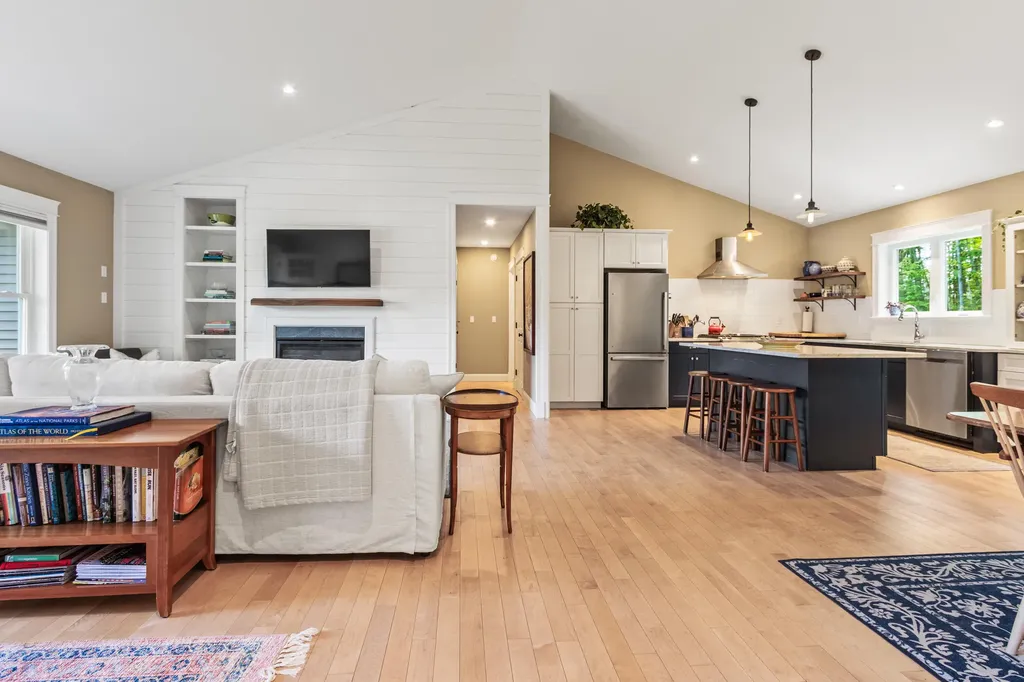 21 Dolphin Avenue Old Orchard Beach ME 04064
