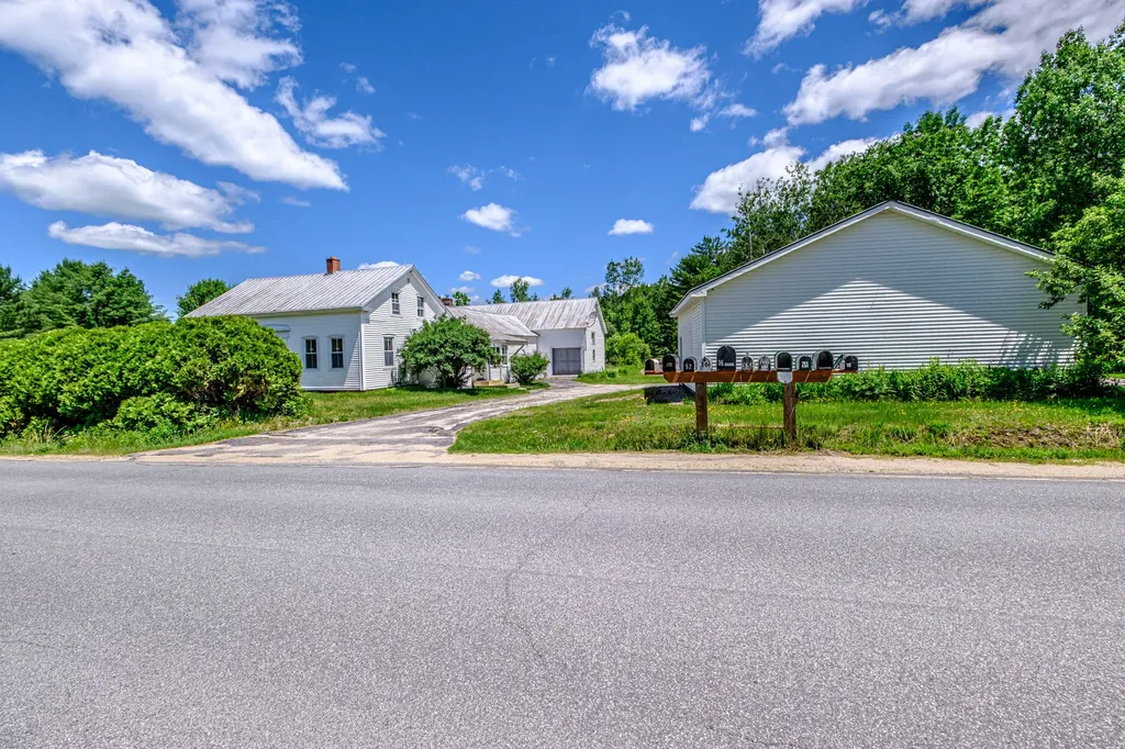 173 Greenwood Road Norway ME 04268