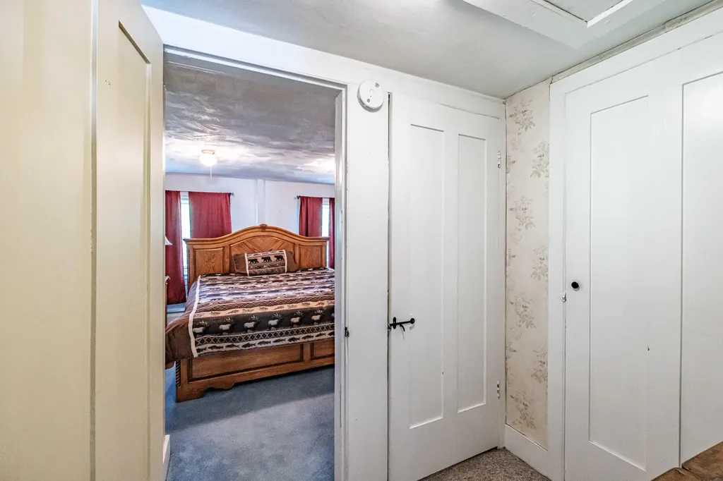 173 Greenwood Road Norway ME 04268