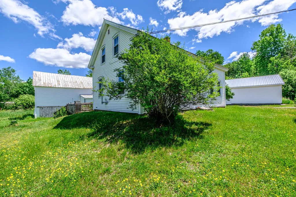 173 Greenwood Road Norway ME 04268
