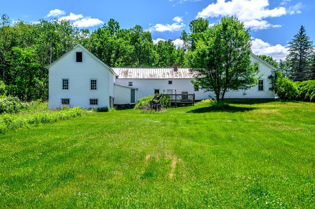 173 Greenwood Road Norway ME 04268
