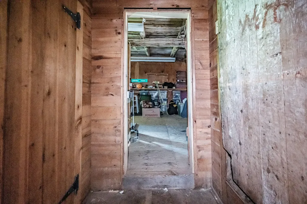 173 Greenwood Road Norway ME 04268