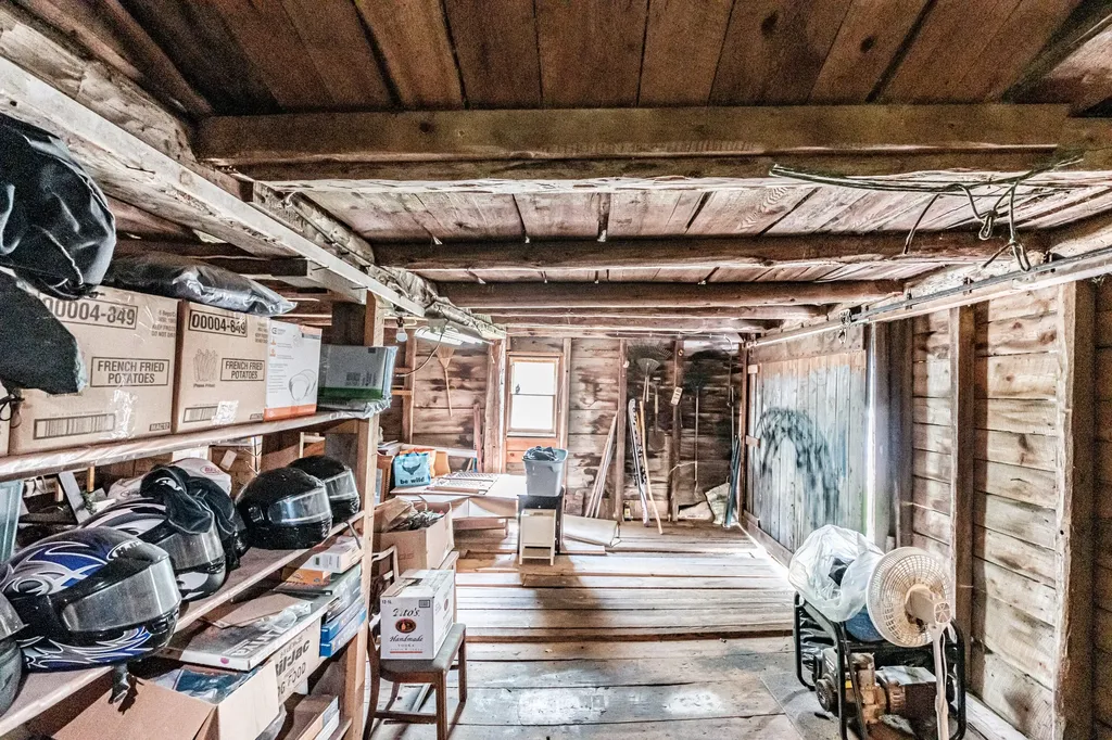 173 Greenwood Road Norway ME 04268