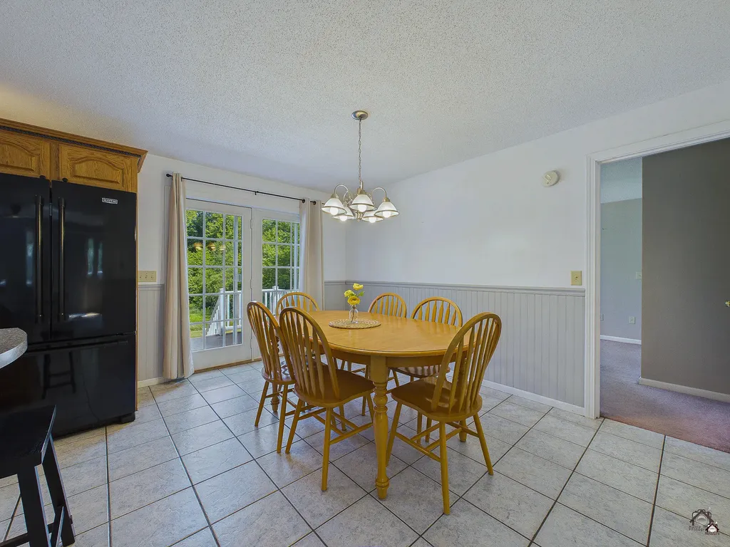 27 Hardwood Circle Belgrade ME 04917