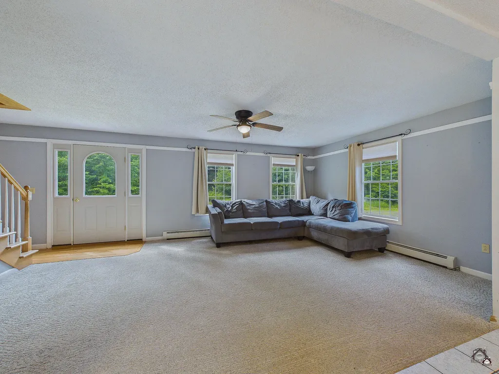 27 Hardwood Circle Belgrade ME 04917