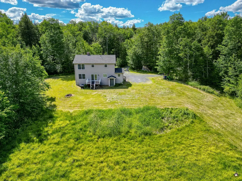 27 Hardwood Circle Belgrade ME 04917