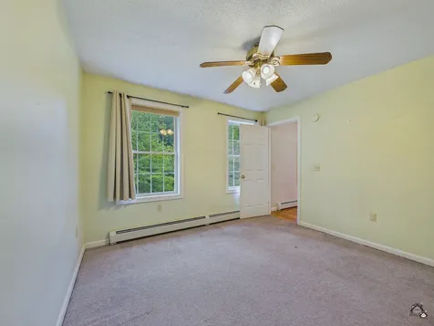 27 Hardwood Circle Belgrade ME 04917