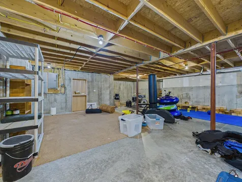 27 Hardwood Circle Belgrade ME 04917